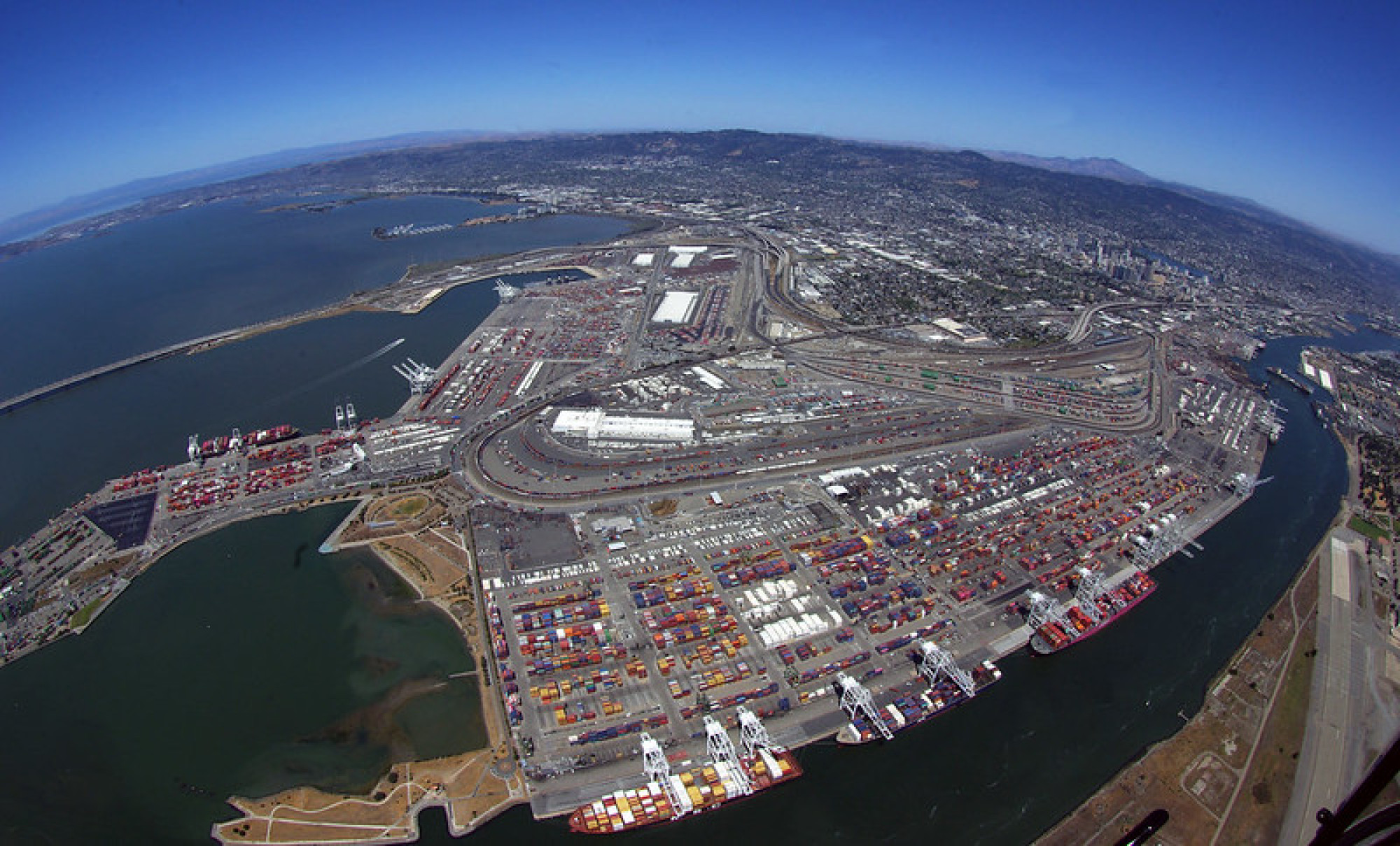 oakland-seaport-aerial.jpg
