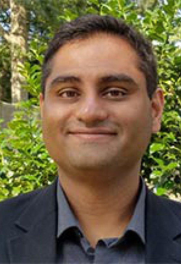 Satyen (Sati) Patel headshot