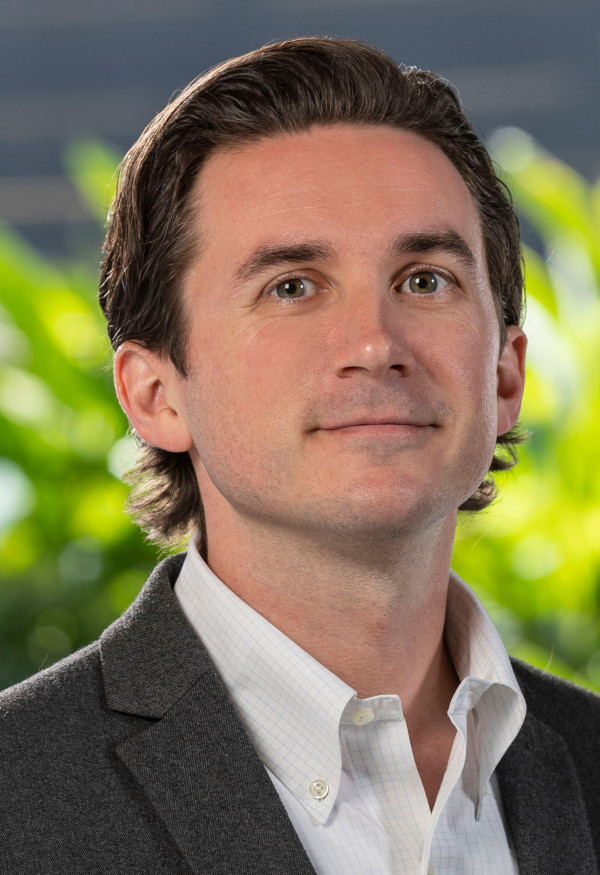 Eric Tunell headshot