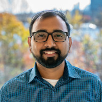 yadav_vivek.jpg